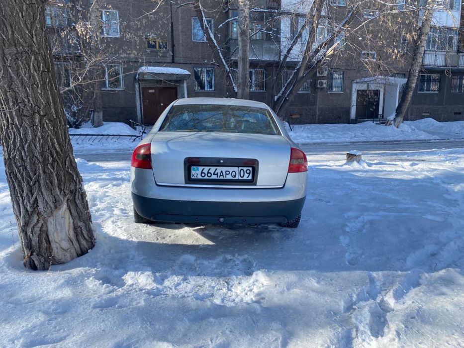 Срочно продаю машину ауди а6