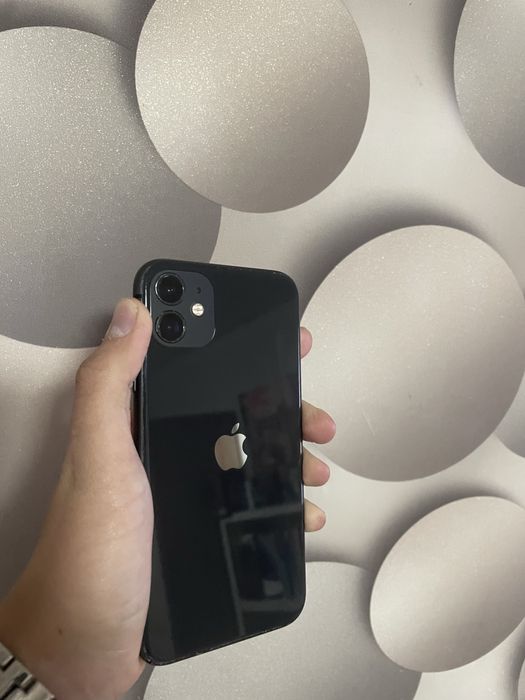 iPhone 11.