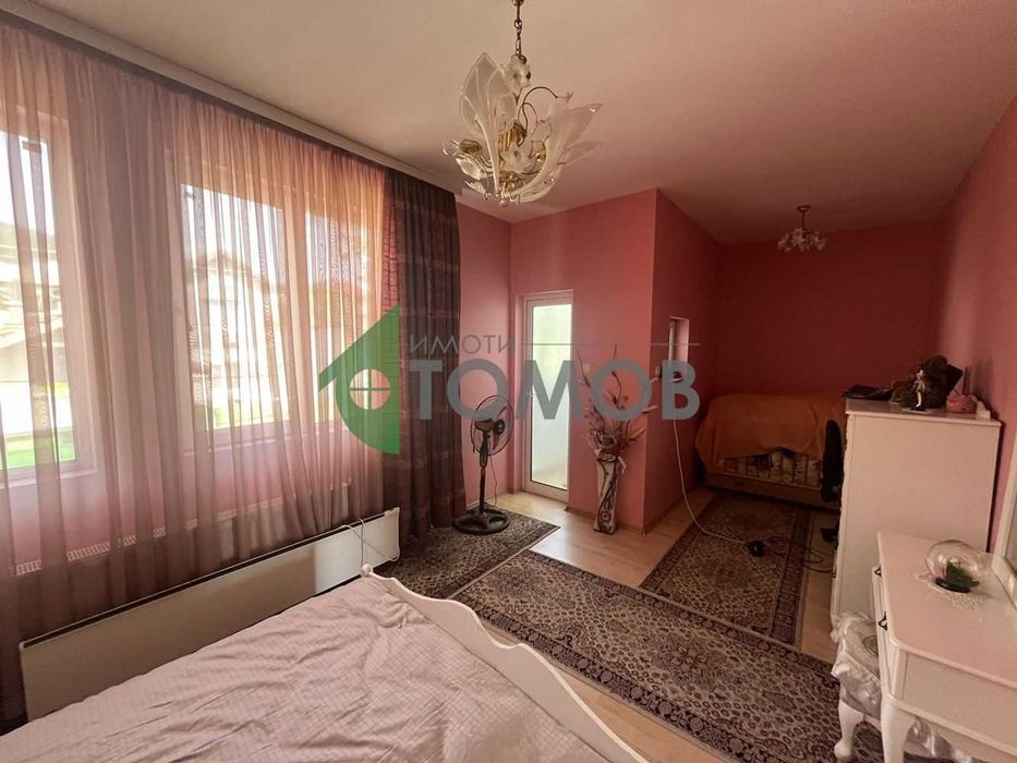 Продава се Къща в Шумен, Център - 150 кв.м за 1434 €/кв.м - Снимка #9