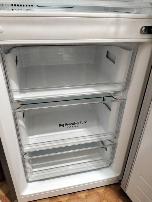 Продам холодильник за 170тысячи