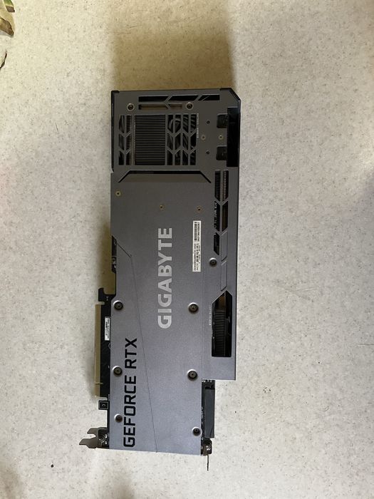 Видео карта 3090 24гб gigabyte