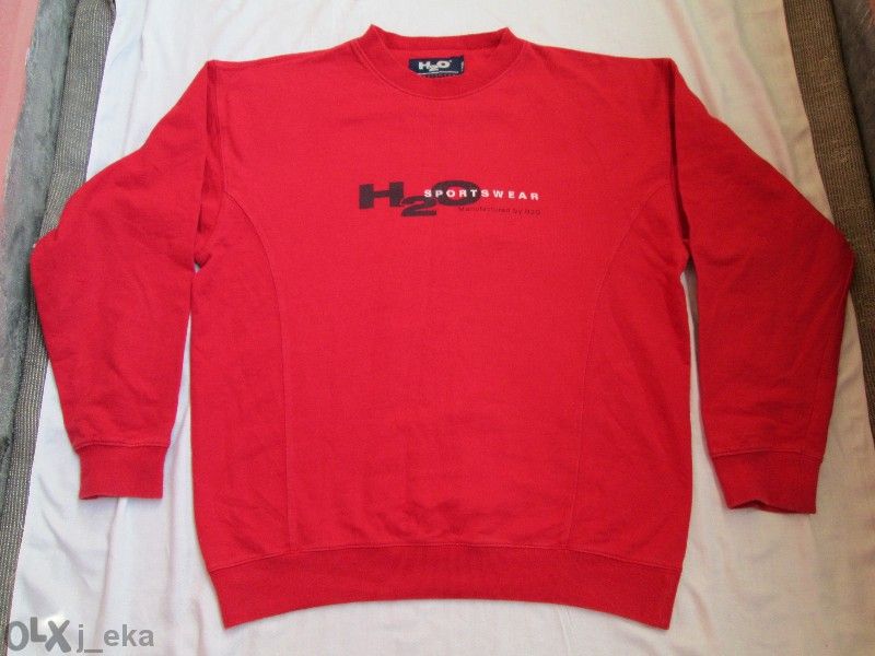 Маркови суичъри различни размери и цени.