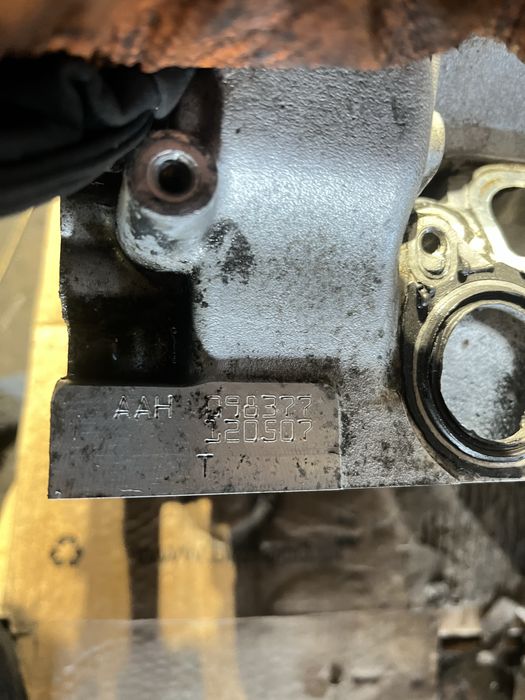 Цилиндрова Глава от BMW e90/e87 n46b20 318i 129кс