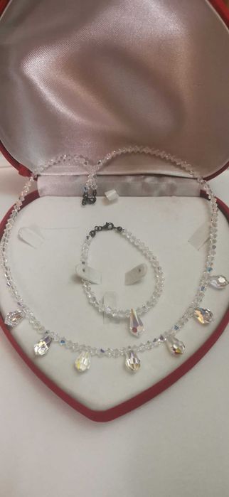 Комплект гривна и колие кристали