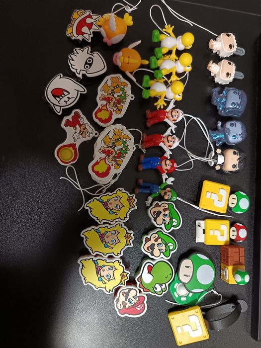 Kinder joy, stranger things, Will upside-down