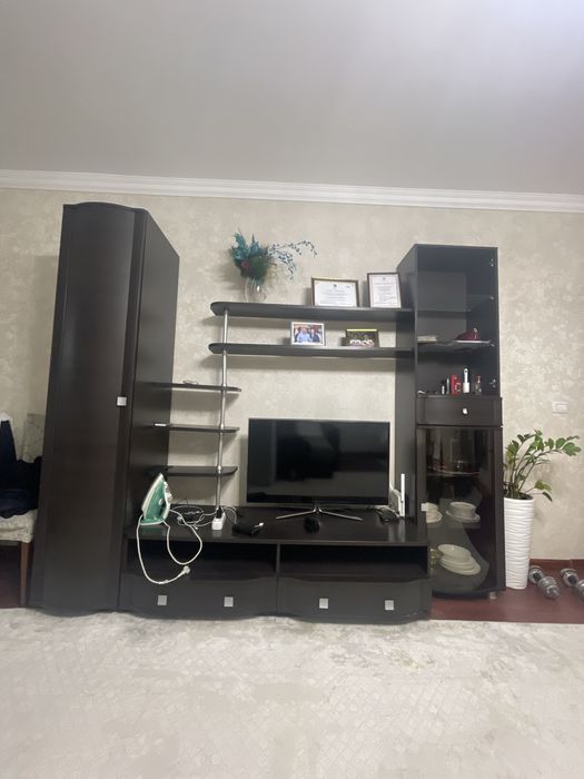 Отдам даром стенку в гостиную