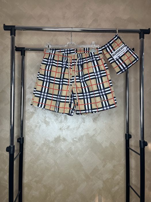 Short Baie Burberry