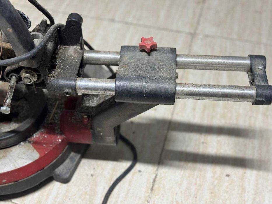 Торцевая пила  лот: 919462