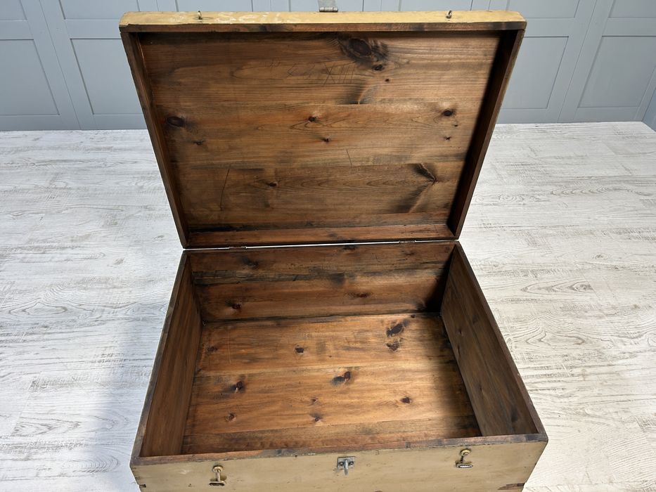 Старинен сандък масив Г313
