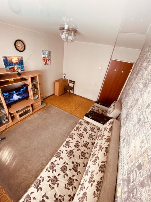 Продам 2х, 4/9, 45 кв.м. ул.Красина, 1
