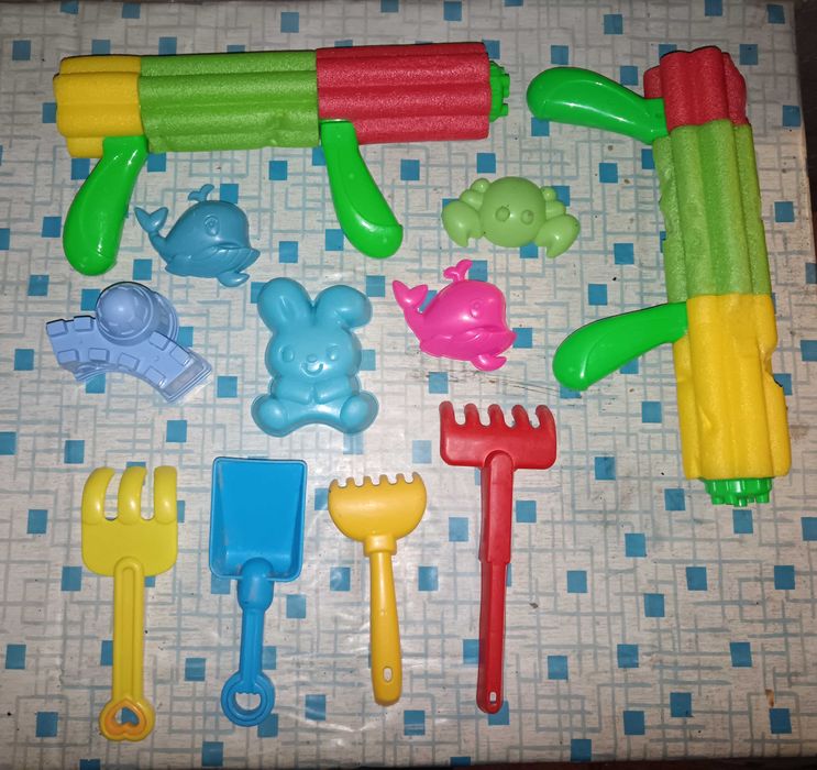 Играчки за плаж.