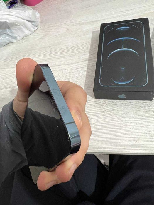 iPhone 12 Pro 256GB 88% pacific blue