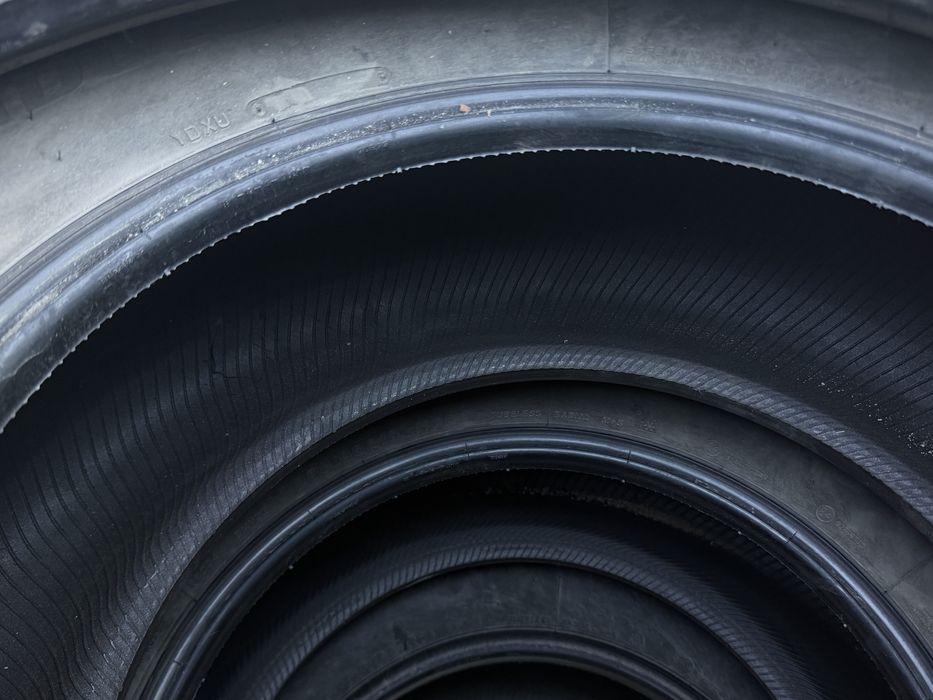 Bridgesone Blizzak DM-V2 285/60/R18