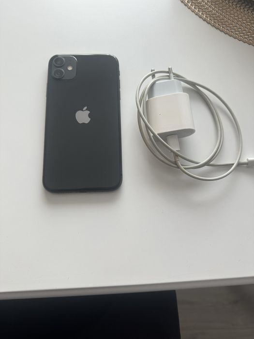Iphone 11 -64 gb