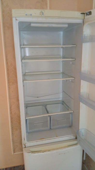 Frigider Indesit