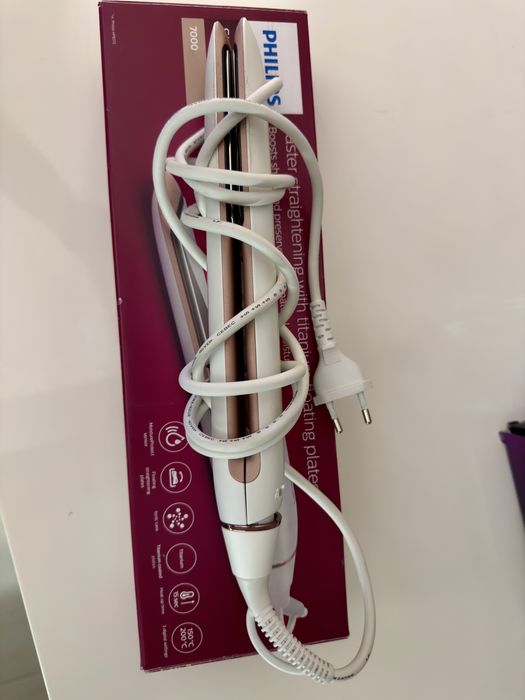 Placa de indreptat parul Philips