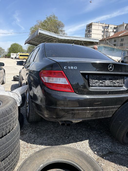 Mercedes c180 w204 2008г. на части