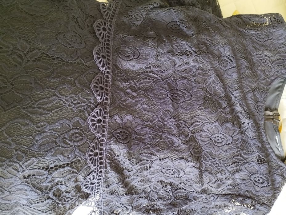 Дантелена синя рокля