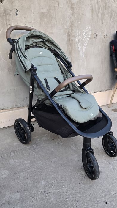 Коляска прогулочная Joie Litetrax Pro Laurel