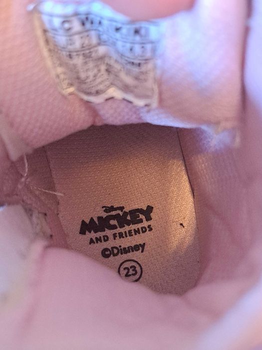 Детски обувки LC Waikiki