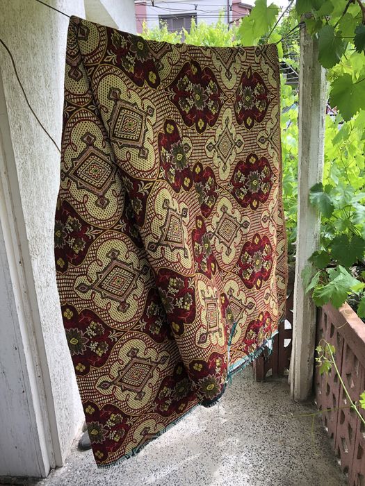 Ръчно изработени черги, покривала за легла