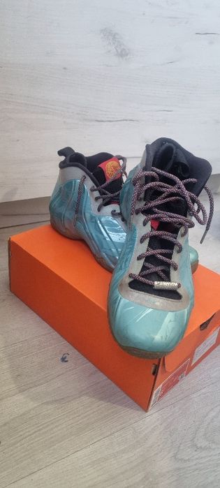 Nike Air Flightposite