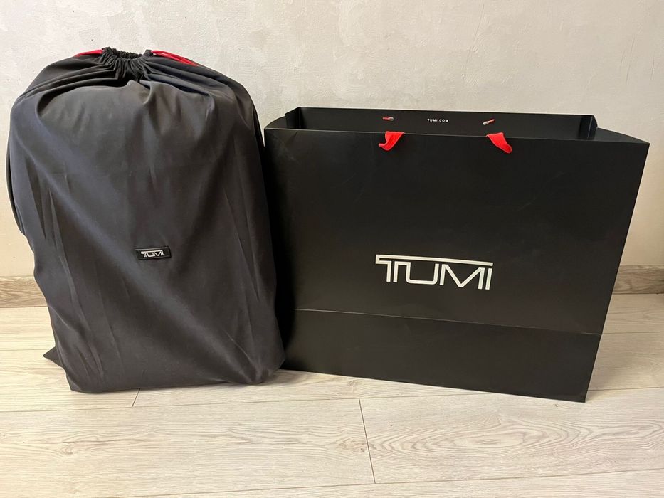 Продам чемодан TUMI НОВЫЙ