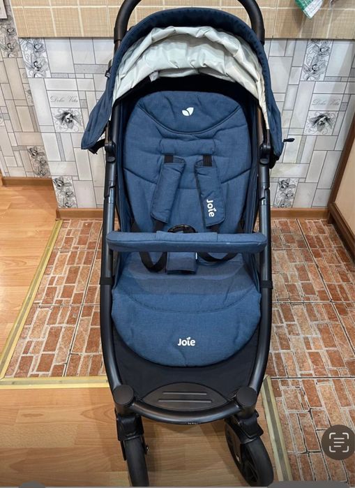 Продам детскую коляску Joye