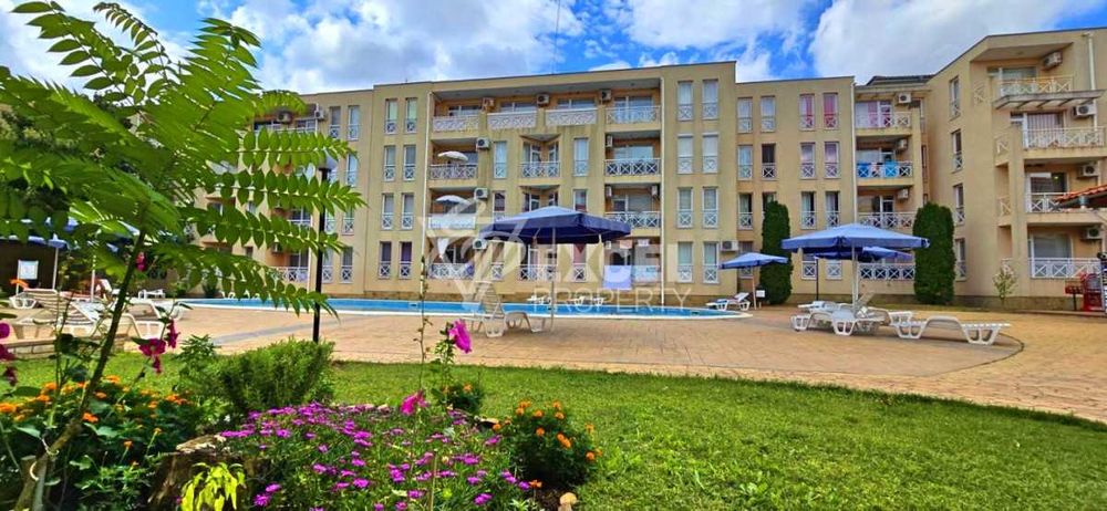Продава се Двустаен апартамент в к.к. Слънчев бряг - 49 кв.м за 1011 €/кв.м - Снимка #1
