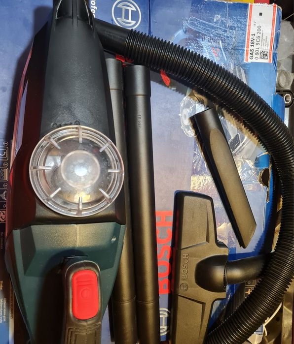 Aspirator bosch 18v