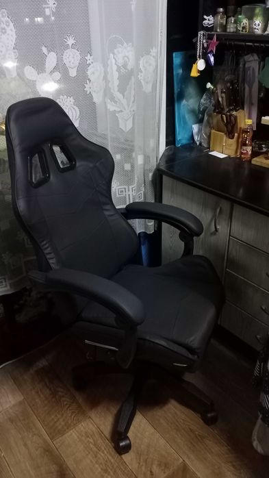 Кресло - офисное. Новое