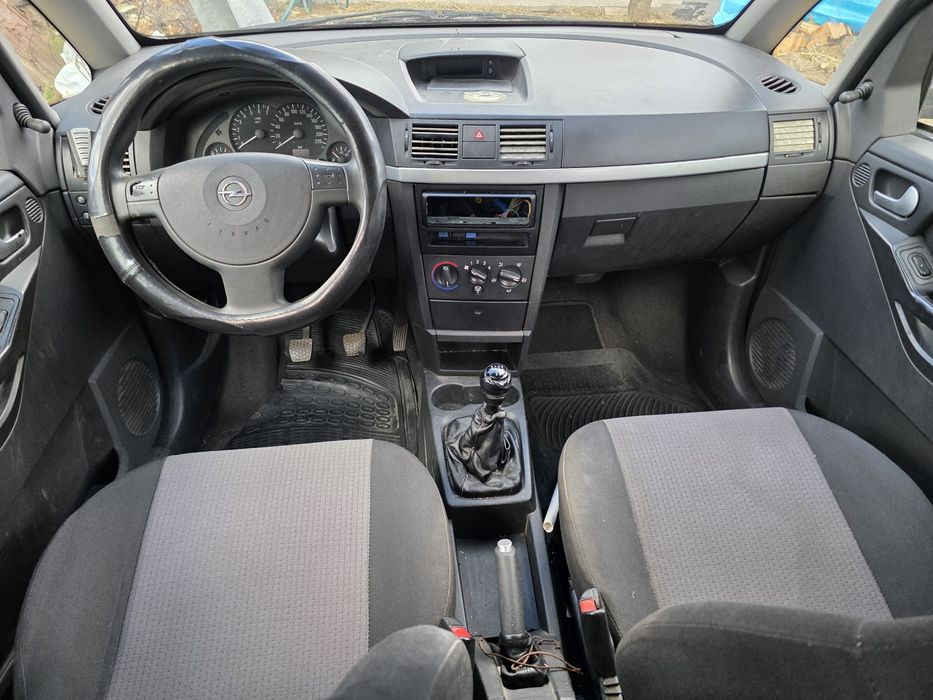 Vând Opel meriva A