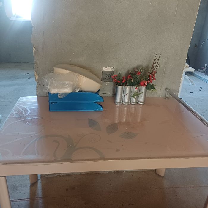 Стол стеклянный Б/У