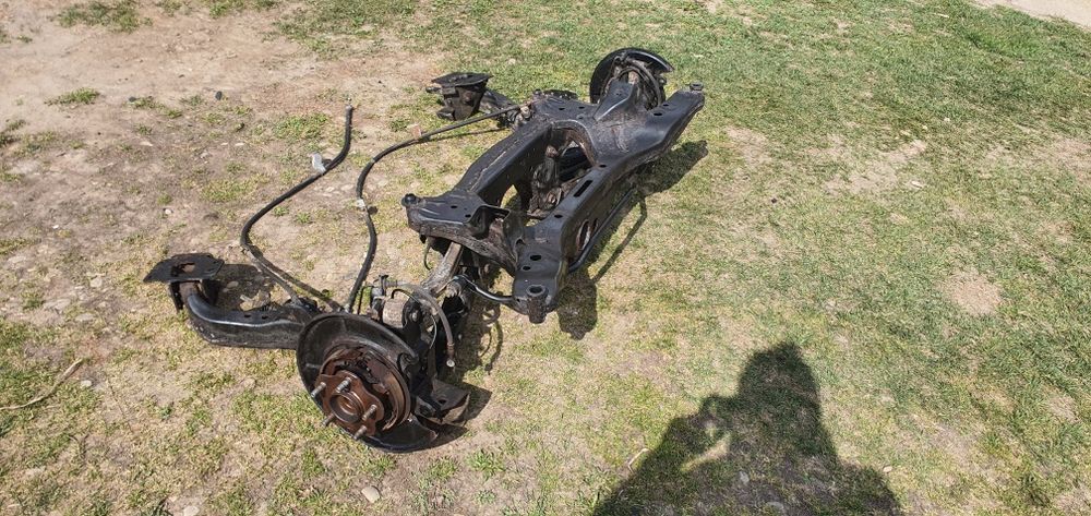 Punte spate completa nissan qashqai J10 2006 - 2014