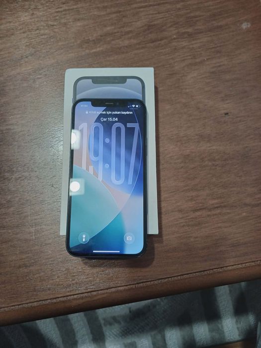 Apple iPhone 12 – 64GB | Много добро състояние