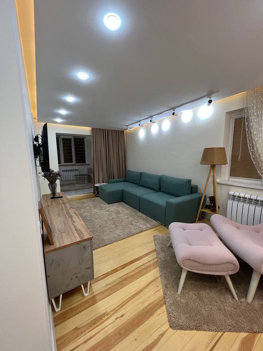 Фергана Фрунзе  массив люкс квартира.