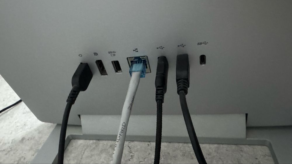 Моноблок Lenovo Yoga AIO 7