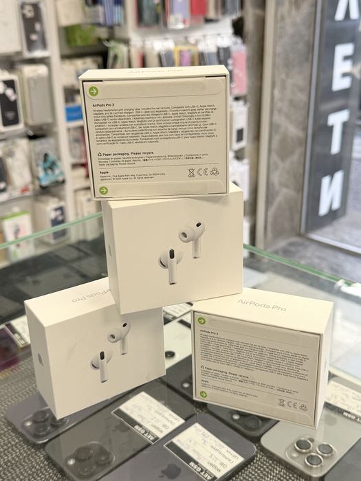 Apple AirPods Pro 3 Чисто нови!