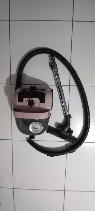 Aspirator fara sac Beko VCO32803AF, 800W, 3A, Eco-ciclonic