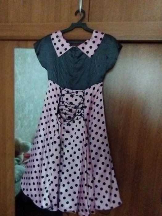 Продам нарядное платье