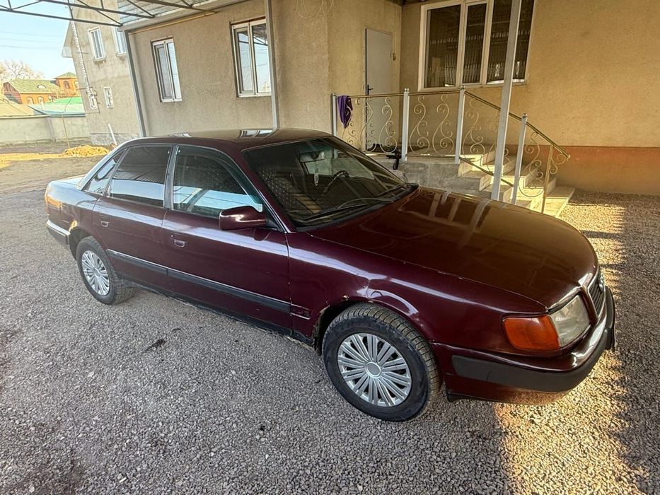Ауди 100 С4 машина продам
