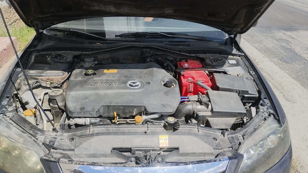 Продава се Mazda 6 2.0 дизел комби  ,може и коментар по цената