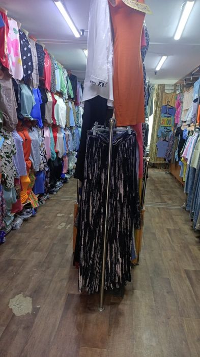 Продам бутик на рынке Алтын-Арман