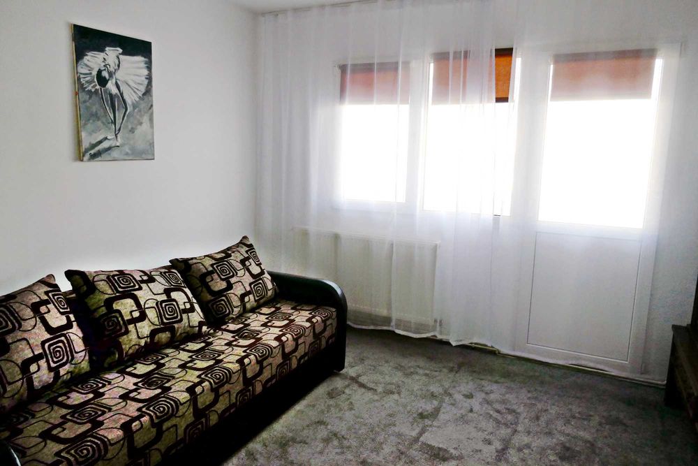 Apartament luminos 2 camere central complet mobilat si utilat