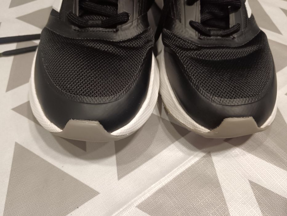 Маратонки Adidas 39