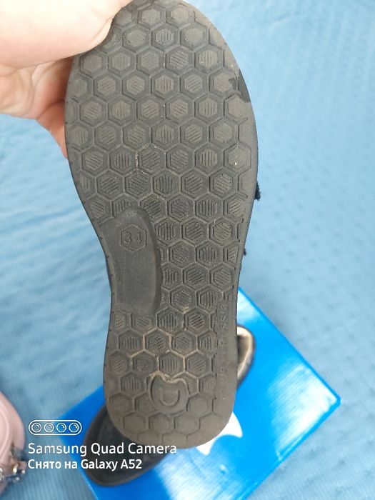 Продам туфли на мальчика  Котофей