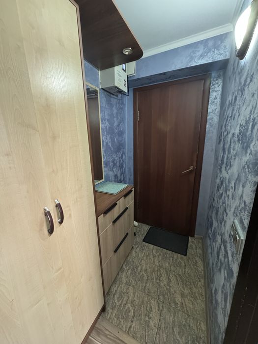 Продам квартиру Трехкомнатную