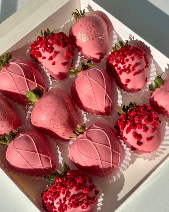 клубника в шоколаде бесплатная доставка