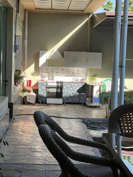 Саламатина 4 сотих углавой участка сотилади.