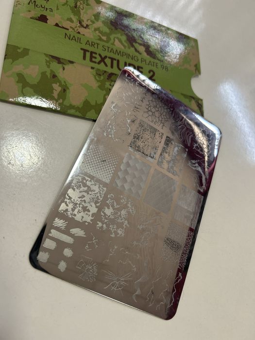 Moyra шаблони за нокти